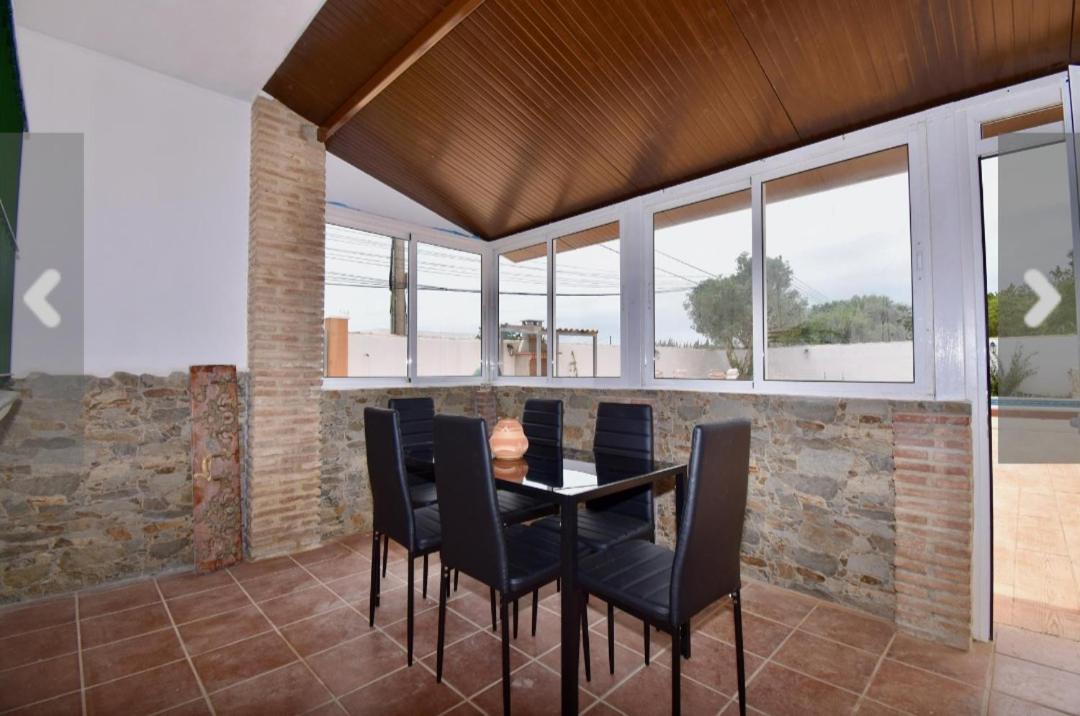 Chalet Villa Caulina Chiclana de la Frontera Εξωτερικό φωτογραφία